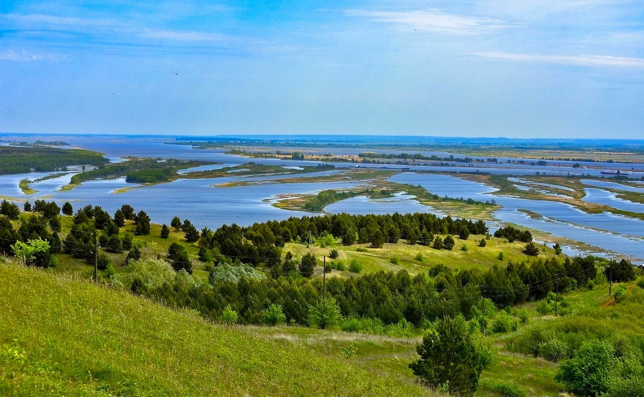 Панорама Камы у Зуевых Ключей