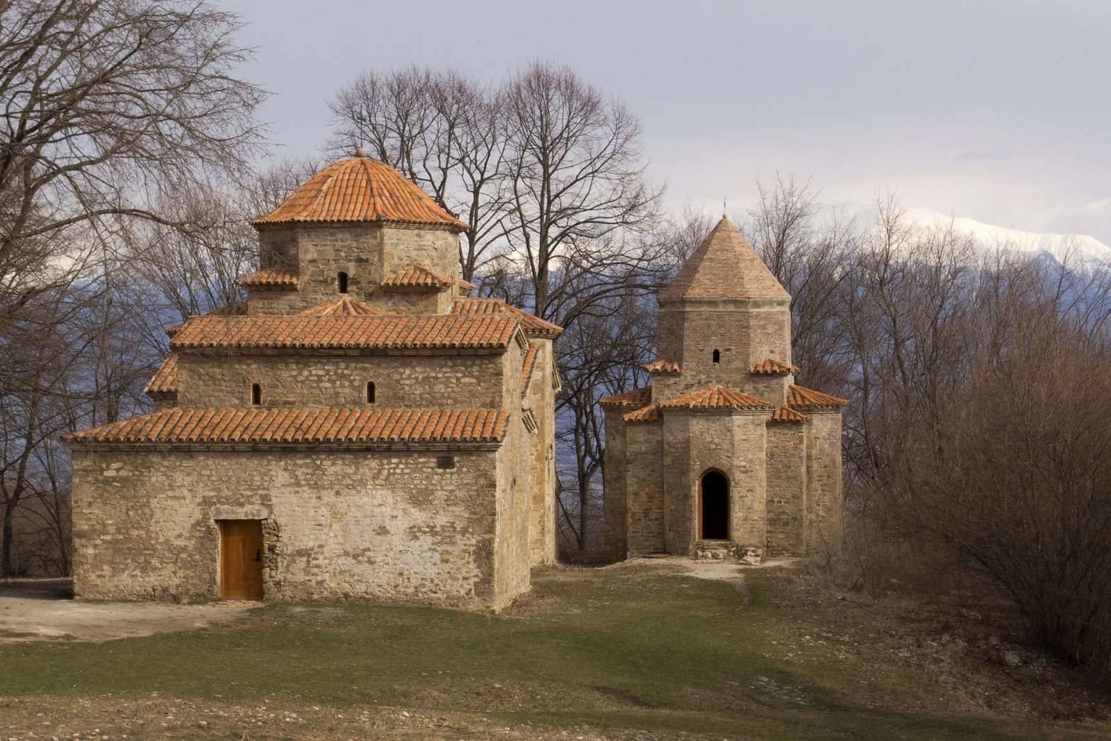 Старая и Новая Шуамта: две монастырские остановки возле Телави — фото 1