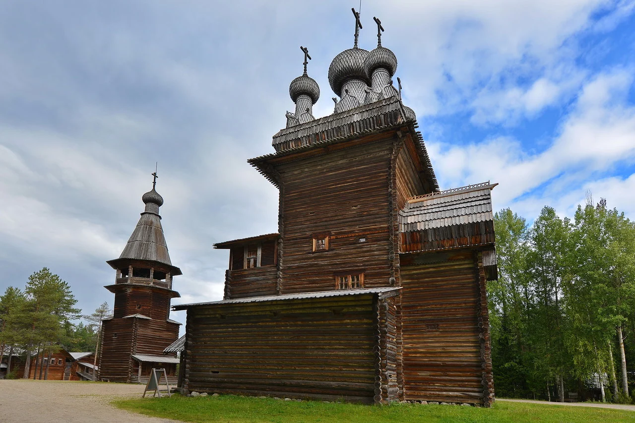 Малые Корелы: как построить день в деревянном музее — фото 1