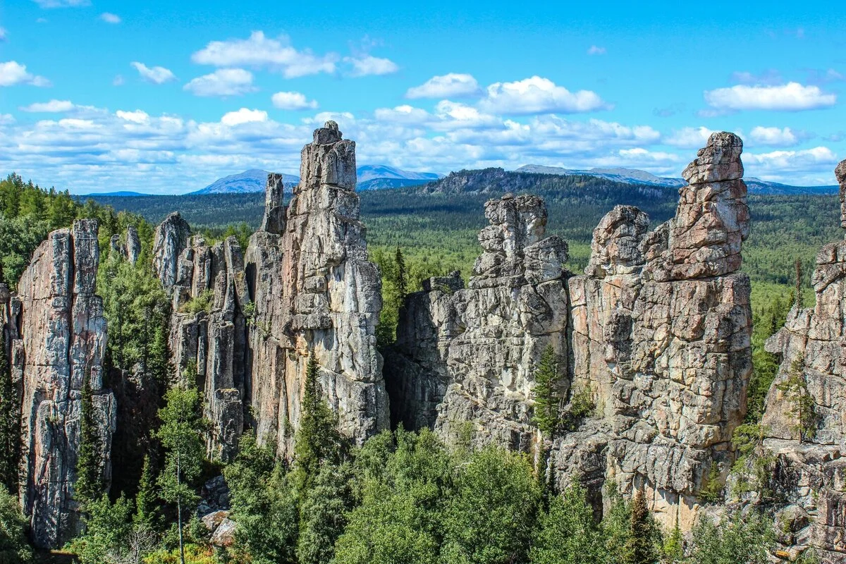 Каменные башни Инзерских Зубчаток