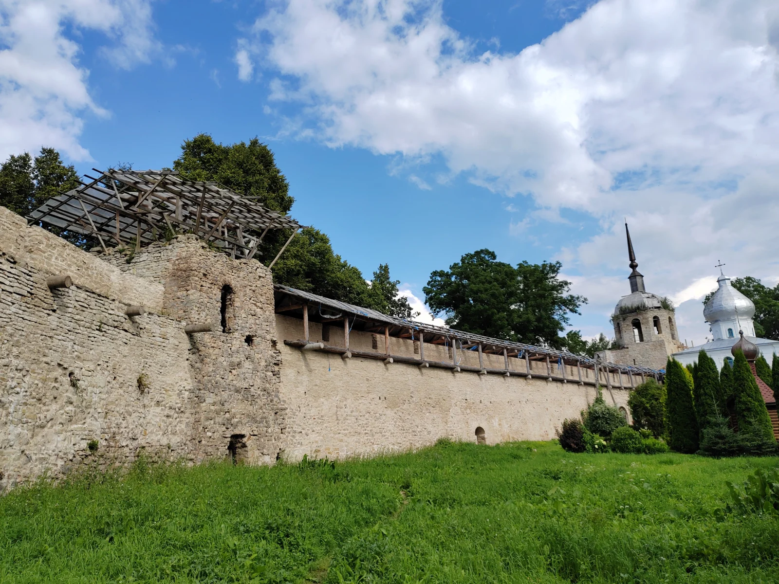 Порхов за день: крепость и прогулка вдоль Шелони — фото 1