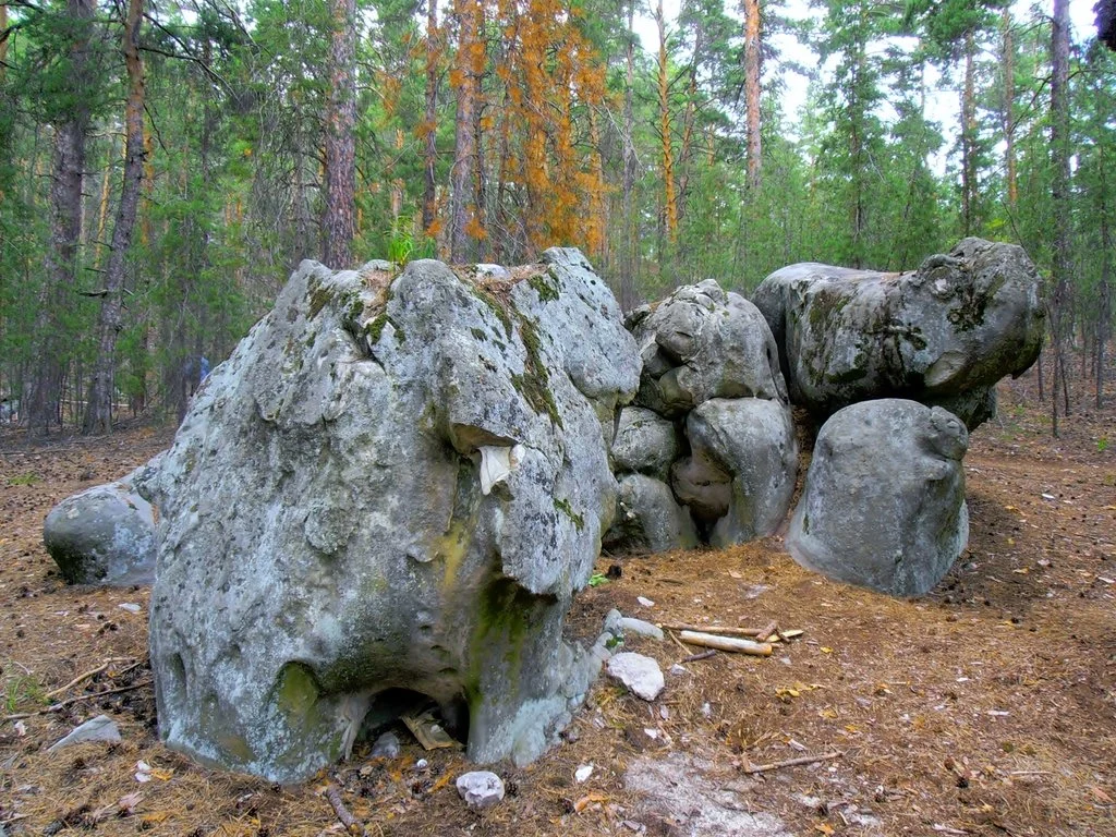 Песчаниковые глыбы Скрипинских Кучур