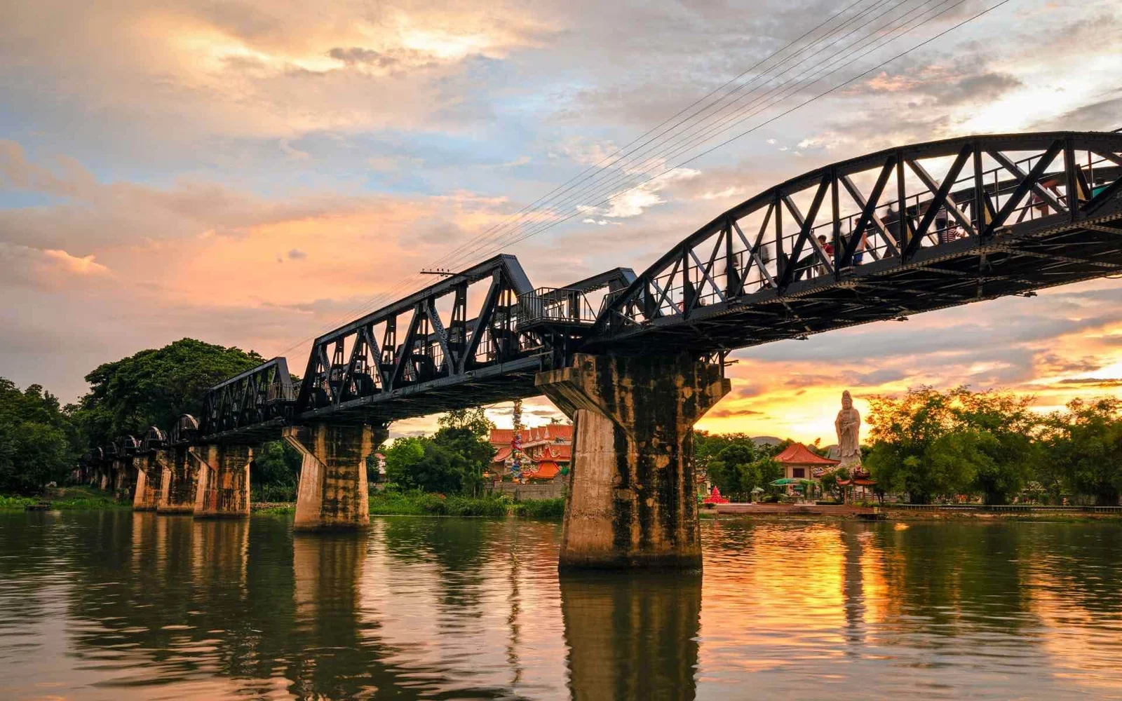 Канчанабури за три дня: железная дорога, река и водопады Эраван — фото 1