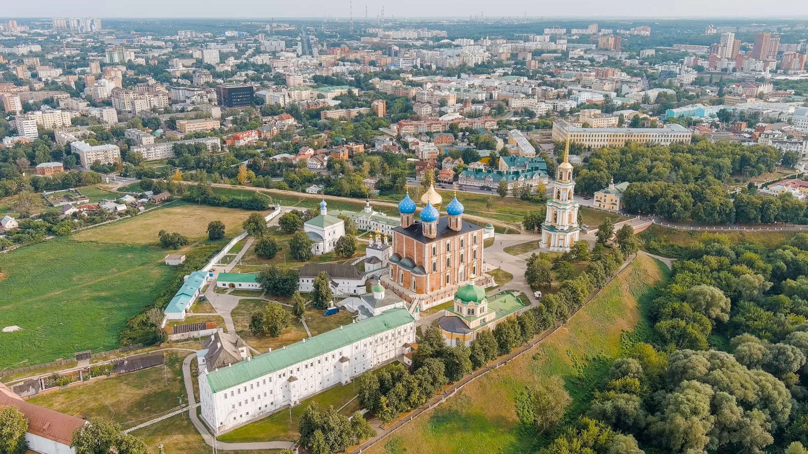 Рязань за два дня: кремль, старый посад и деревянные дома — фото 1
