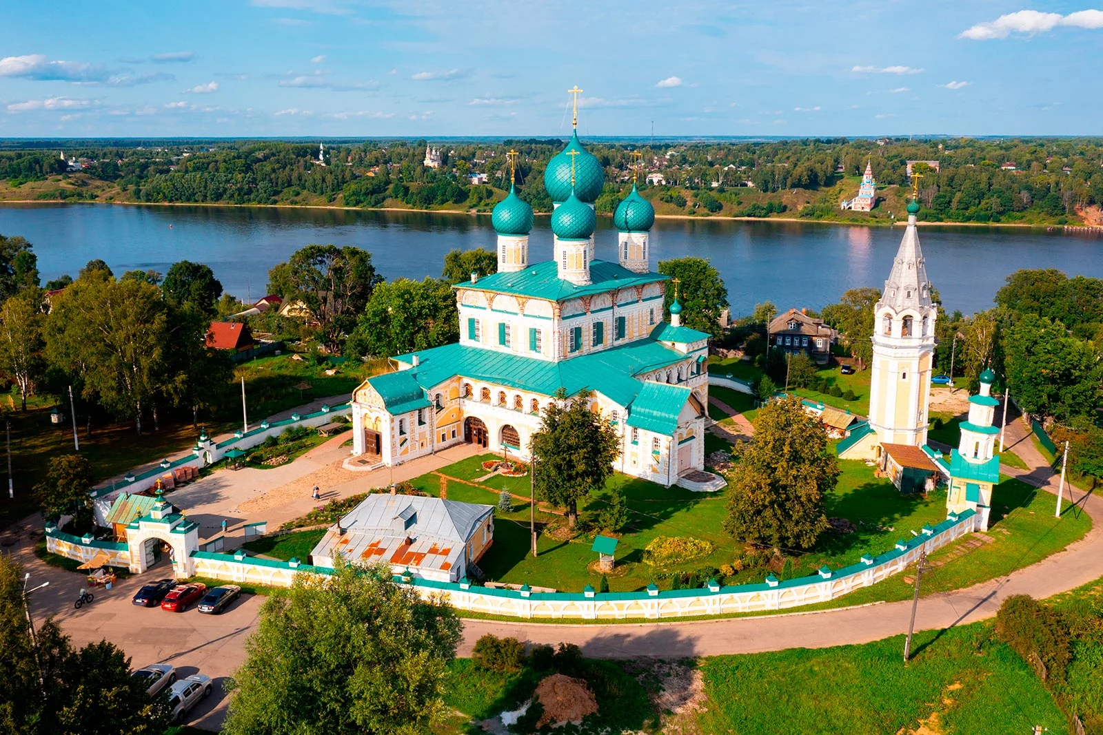 Тутаев за день: два берега Волги и старый Романов — фото 1