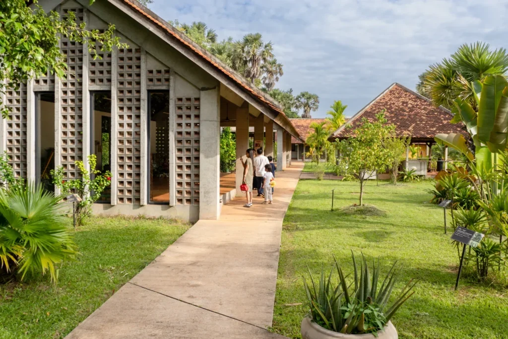 Сад и мастерские Senteurs d’Angkor