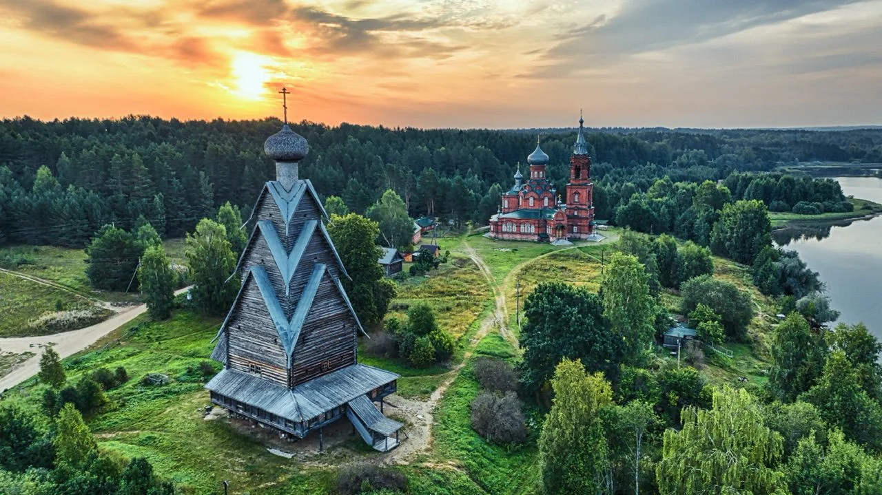 Ширков погост на закате