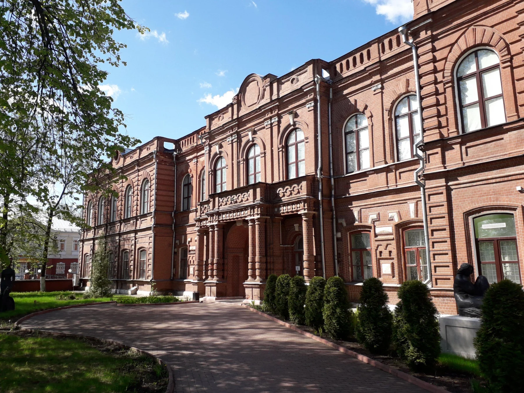 Здание Ивановского художественного музея