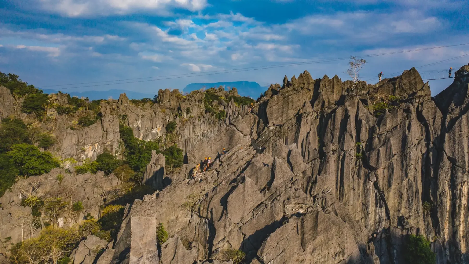 Карстовые скалы у The Rock Viewpoint