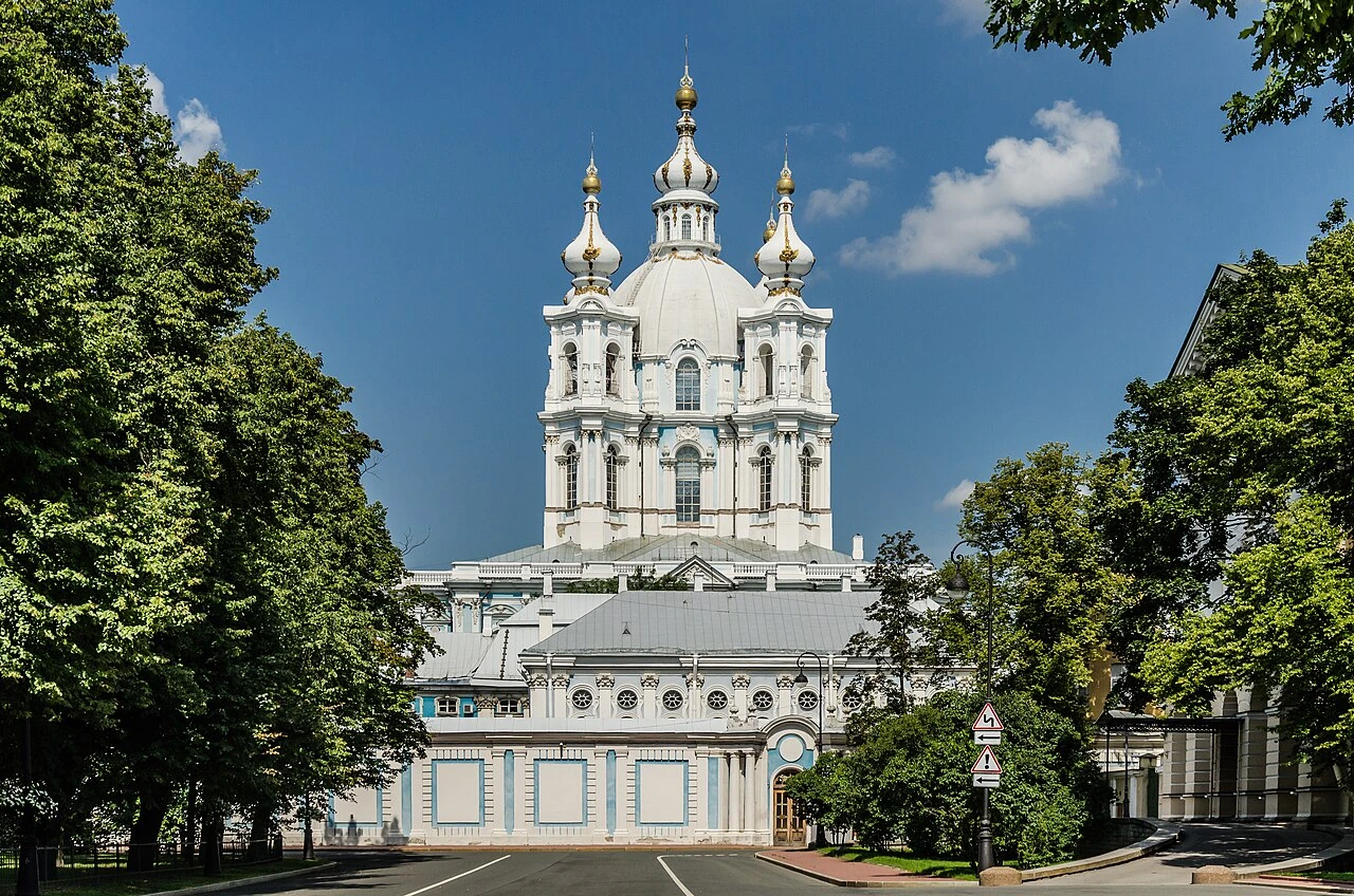 Смольный собор